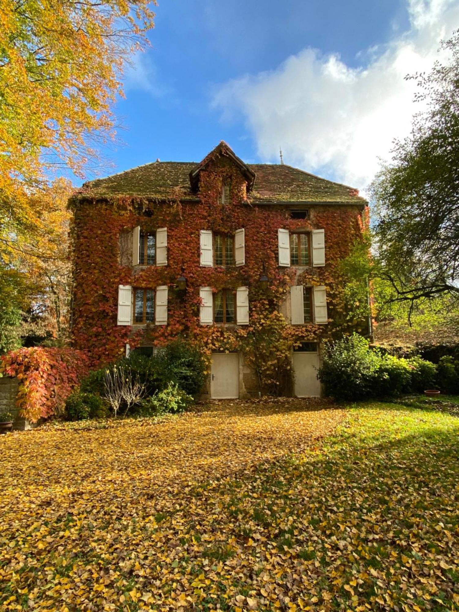 Le Domaine De Moroges Panzió Kültér fotó